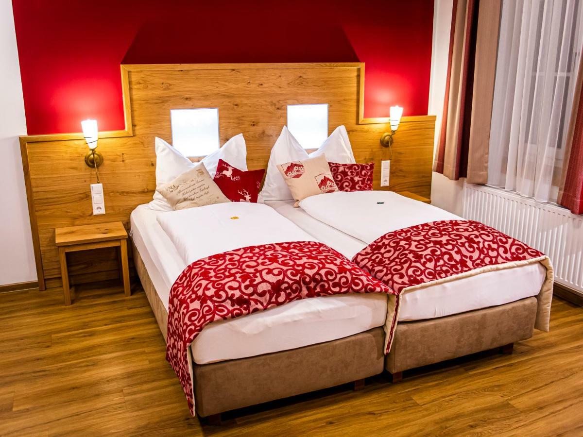 Landhotel Timmerer Möderbrugg エクステリア 写真