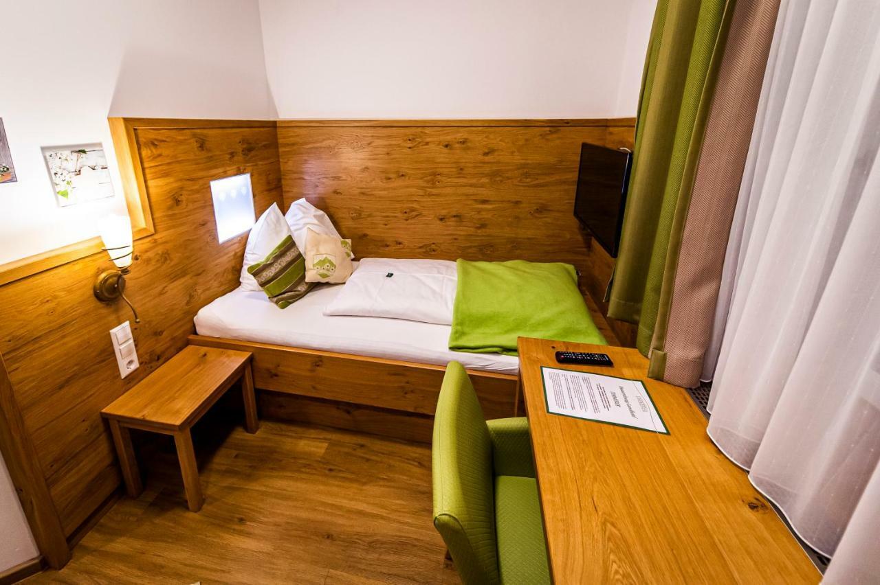 Landhotel Timmerer Möderbrugg エクステリア 写真