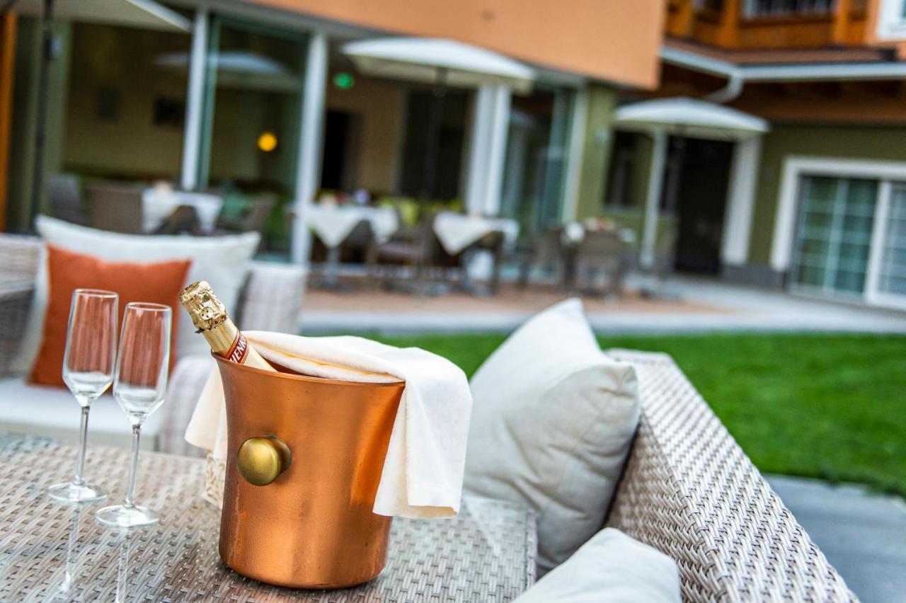 Landhotel Timmerer Möderbrugg エクステリア 写真