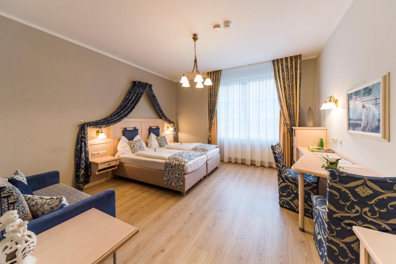 Landhotel Timmerer Möderbrugg エクステリア 写真