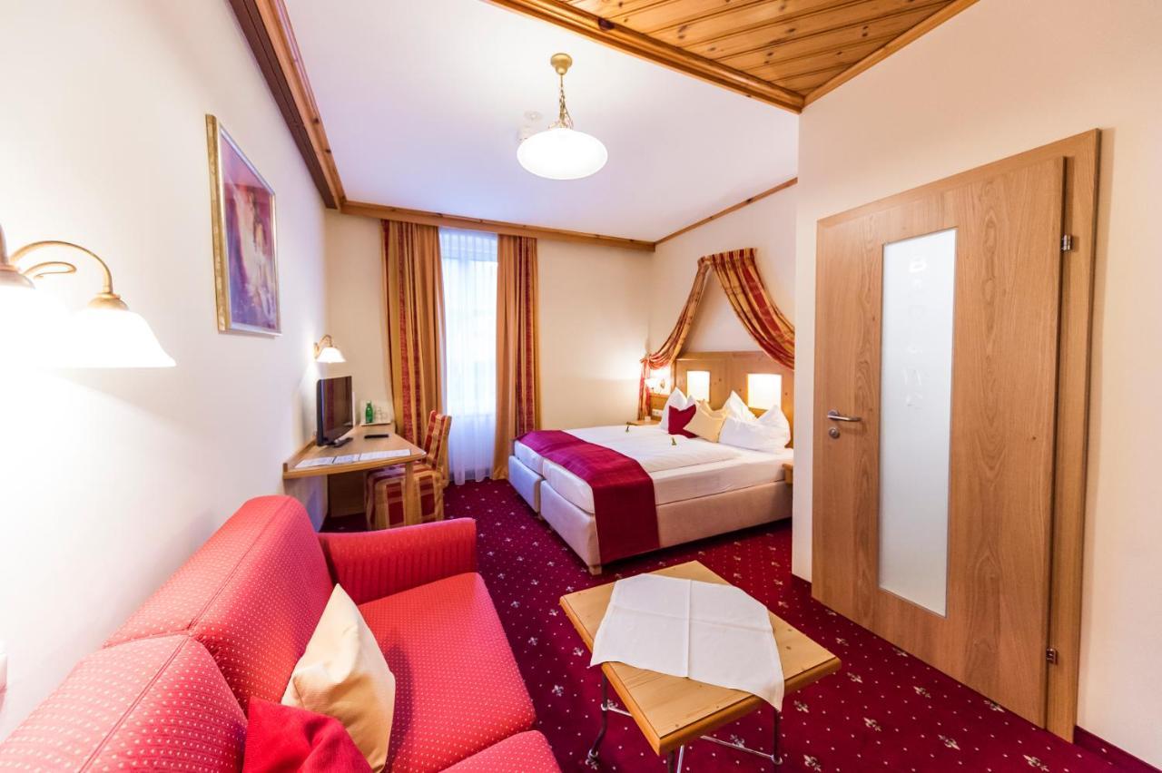 Landhotel Timmerer Möderbrugg エクステリア 写真