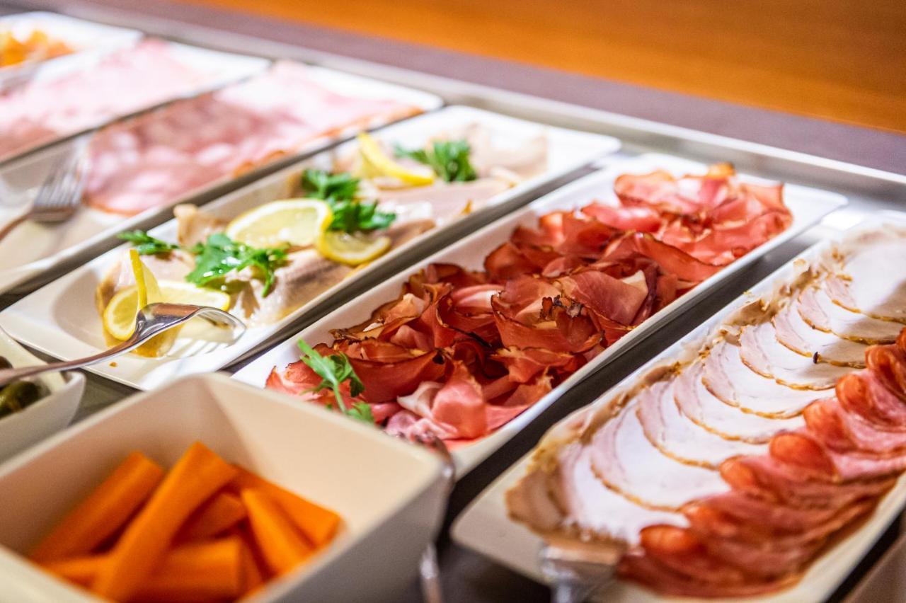 Landhotel Timmerer Möderbrugg エクステリア 写真