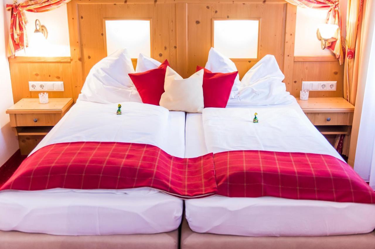Landhotel Timmerer Möderbrugg エクステリア 写真